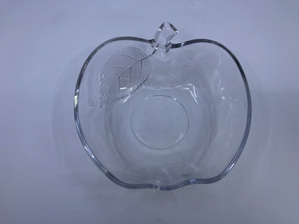 APPLE SERVING BOWL.