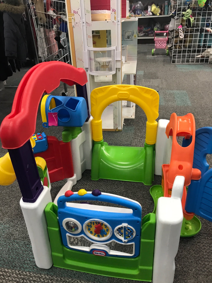 Little Tikes Activity Garden Playhouse for Babies Infants Toddlers