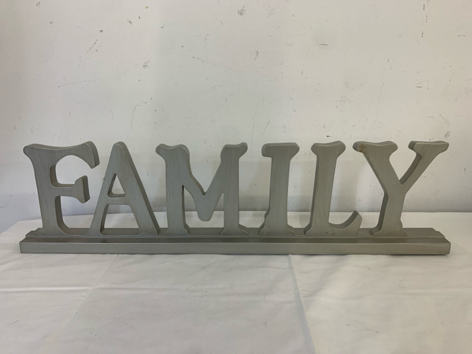 MATTE SILVER "FAMILY" STANDING SIGN.