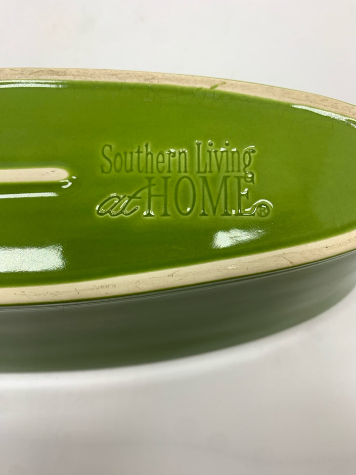 GREEN CERAMIC SOUTHERN LIVING CENTERPIECE PLANTER.
