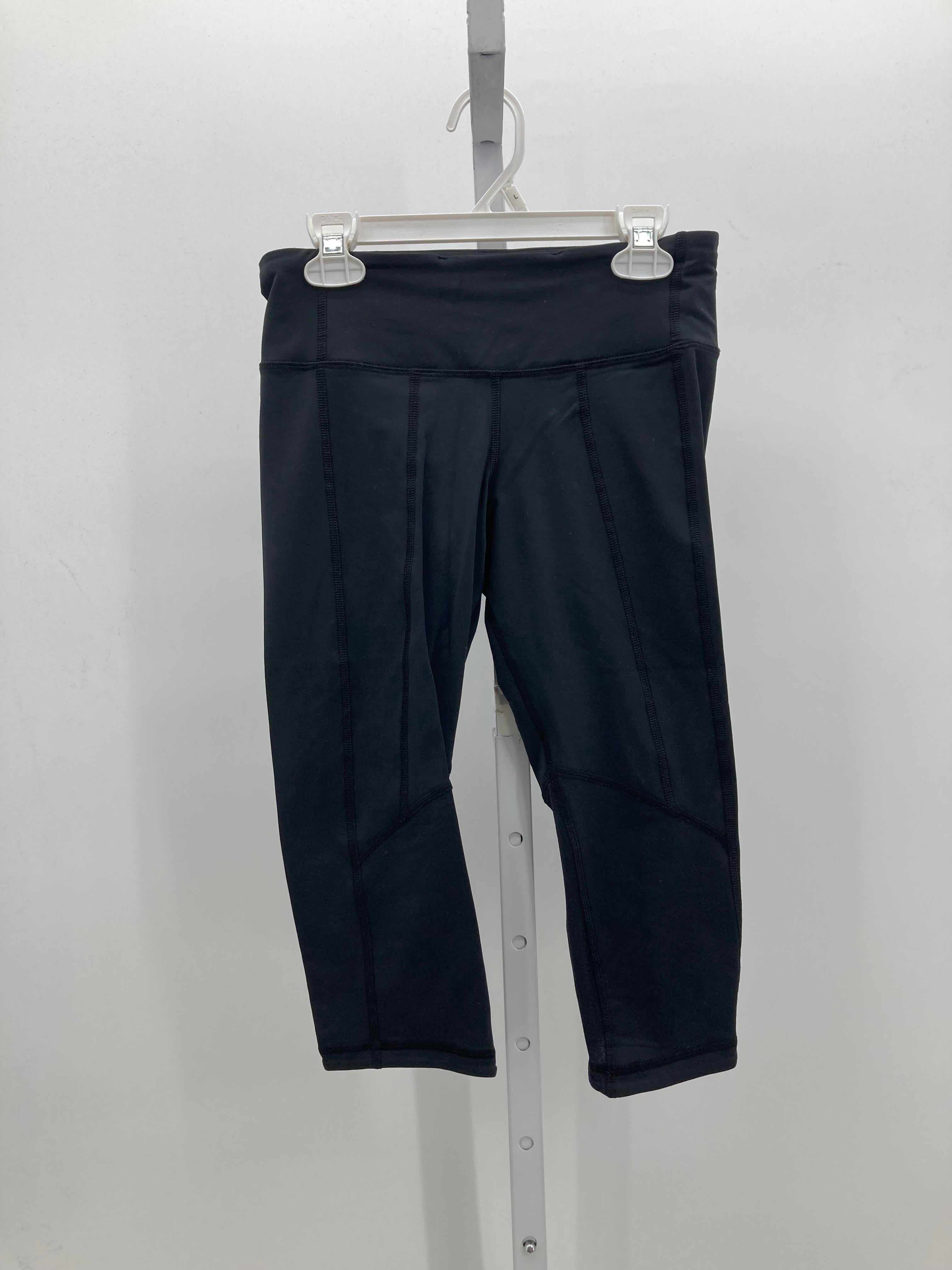 Lululemon Size 4 Misses Capri Pants