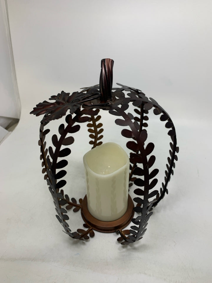 BROWN METAL PUMPKIN W/ FAUX BATTERY CANDLE.