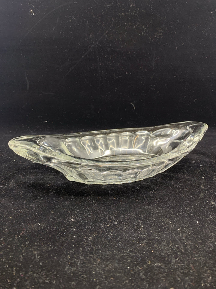 10 GLASS OVAL BANANA SUNDAE DISHES.