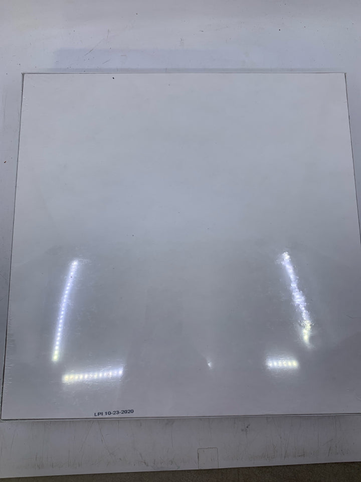 NIB A NUTCRACKER CHRISTMAS PUZZLE.