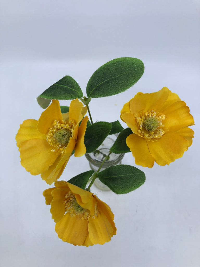 FAUX YELLOW FLOWER IN GLASS VASE.