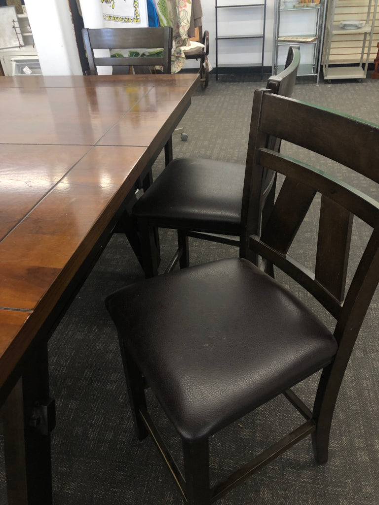 2-TONED BROWN DINING TABLE W/6 CHAIRS.