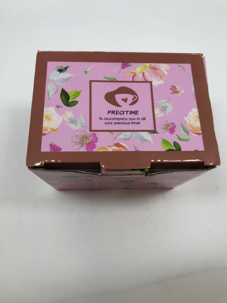 5PC TEAPOT SHAPED TEABAG HOLDER IN BOX.
