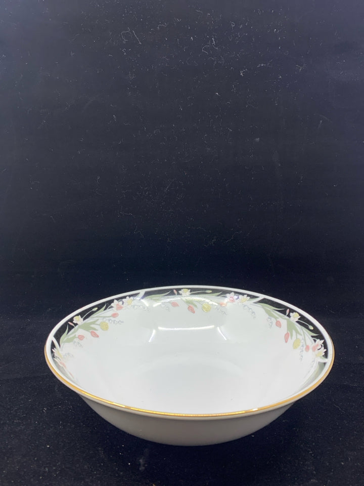 CROWN MING BLACK AND FLORAL RIM SERVING BOWL.