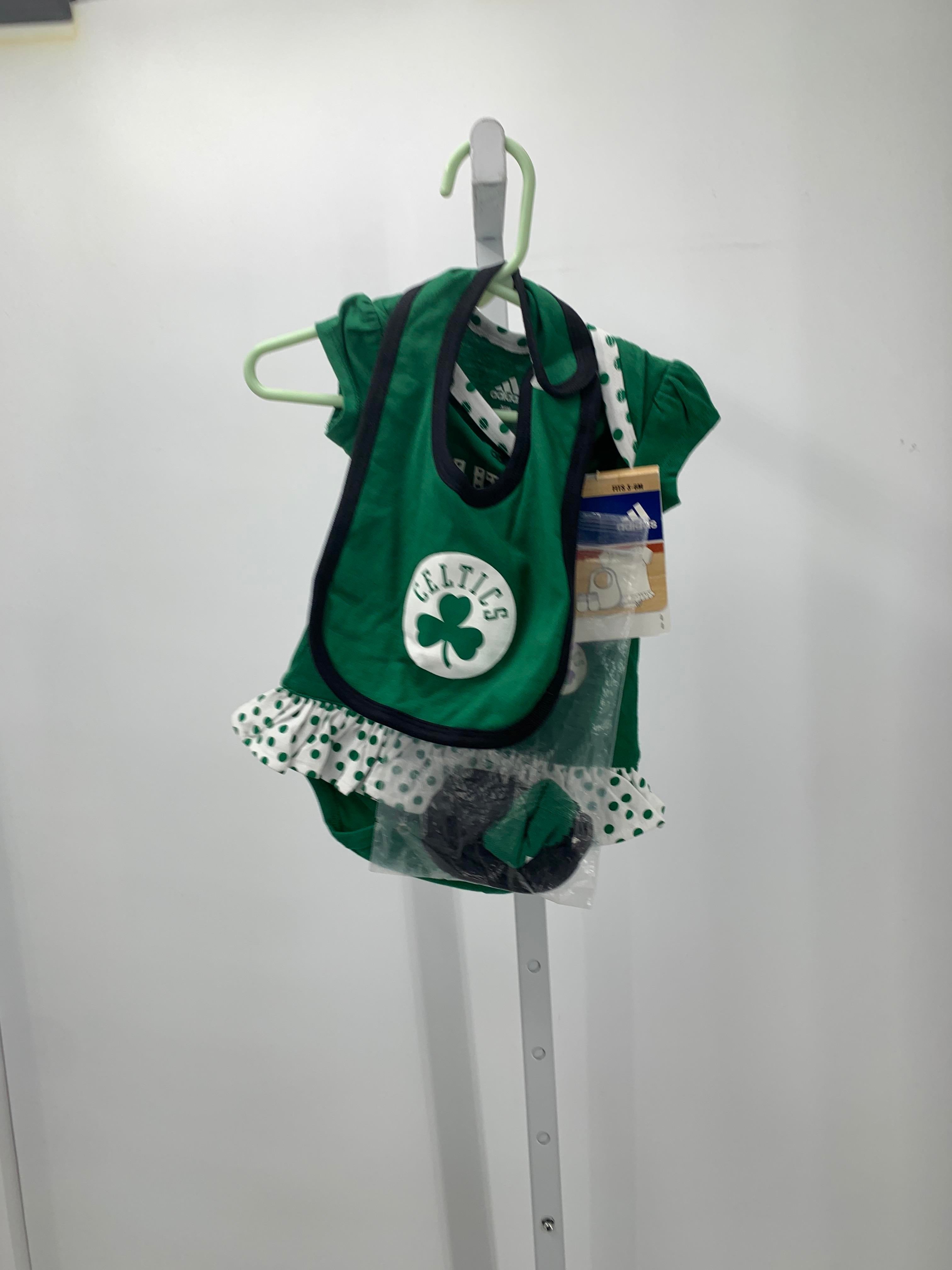 NBA Size 3-6 Months Girls Short Sleeve Shirt