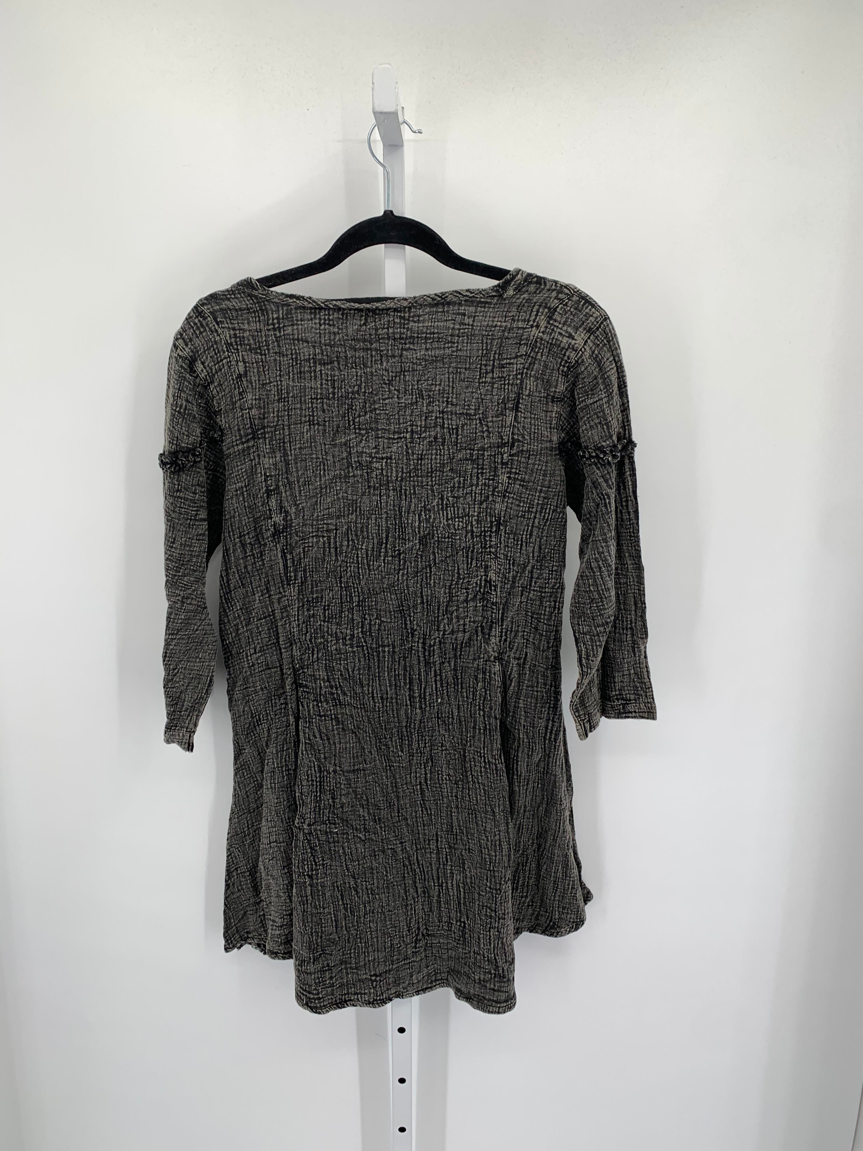 Size Small Misses 3/4 Sleeve Dress