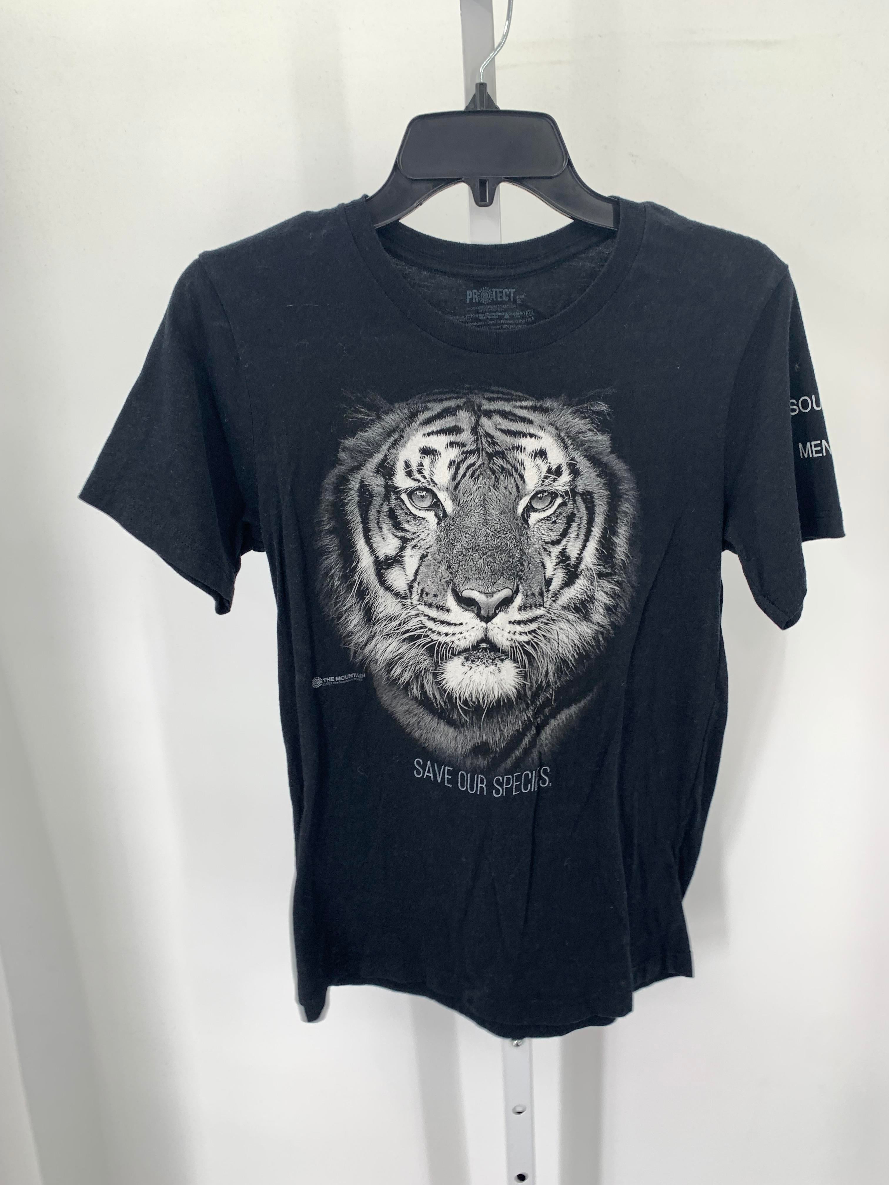 Size Small Juniors Short Sleeve Shirt