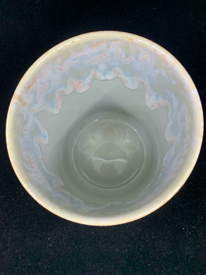 GRAY WITH WHITE PAINT DRIPPING VASE.