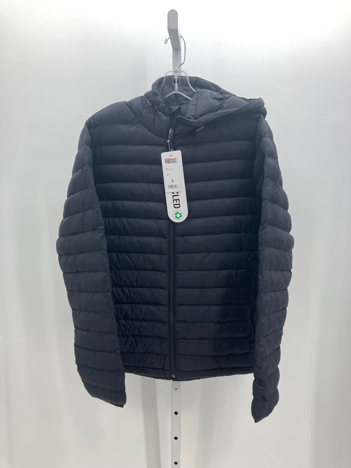 NEW HOODED PUFF