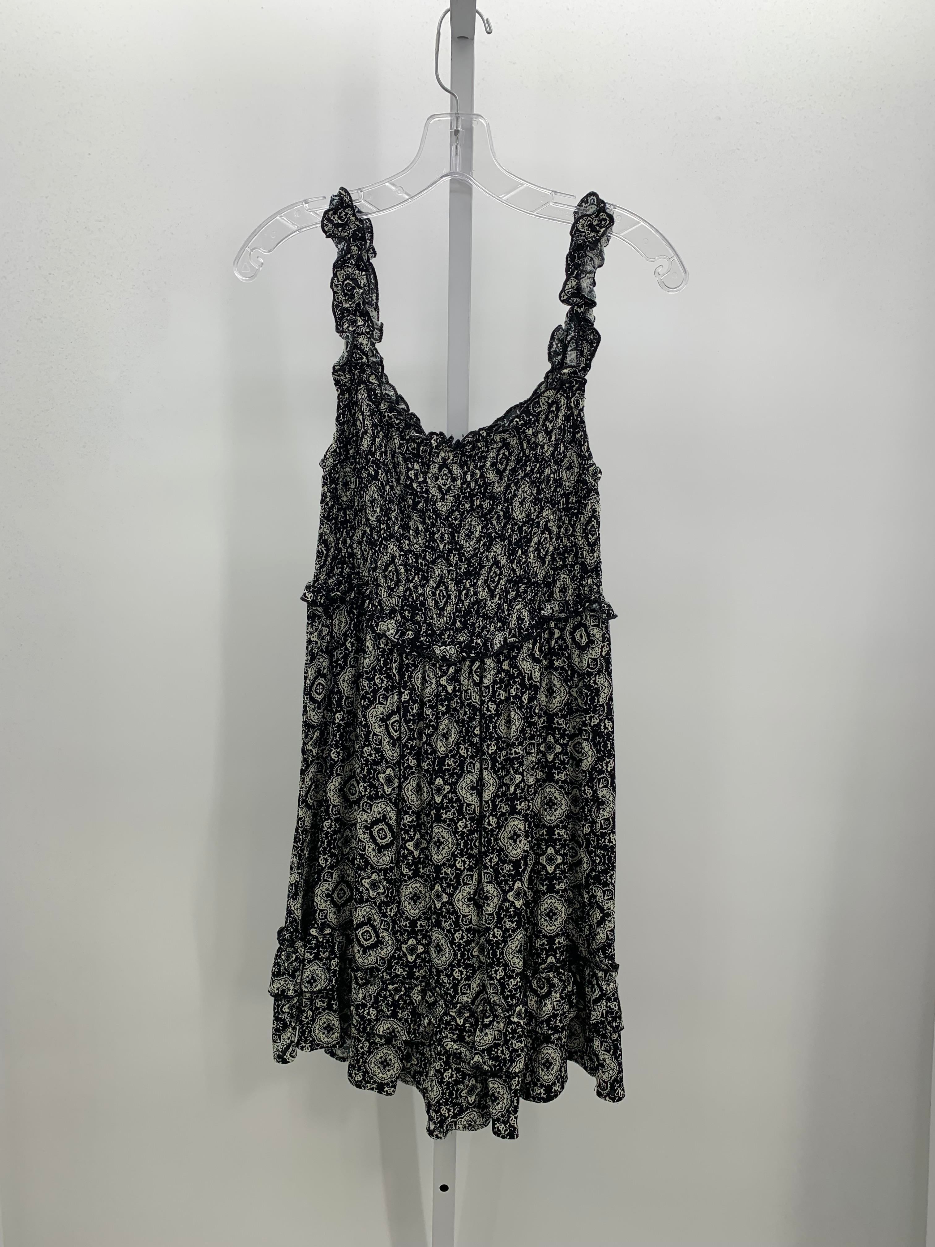 Live to be Spoiled Size Medium Juniors Sleeveless Dress