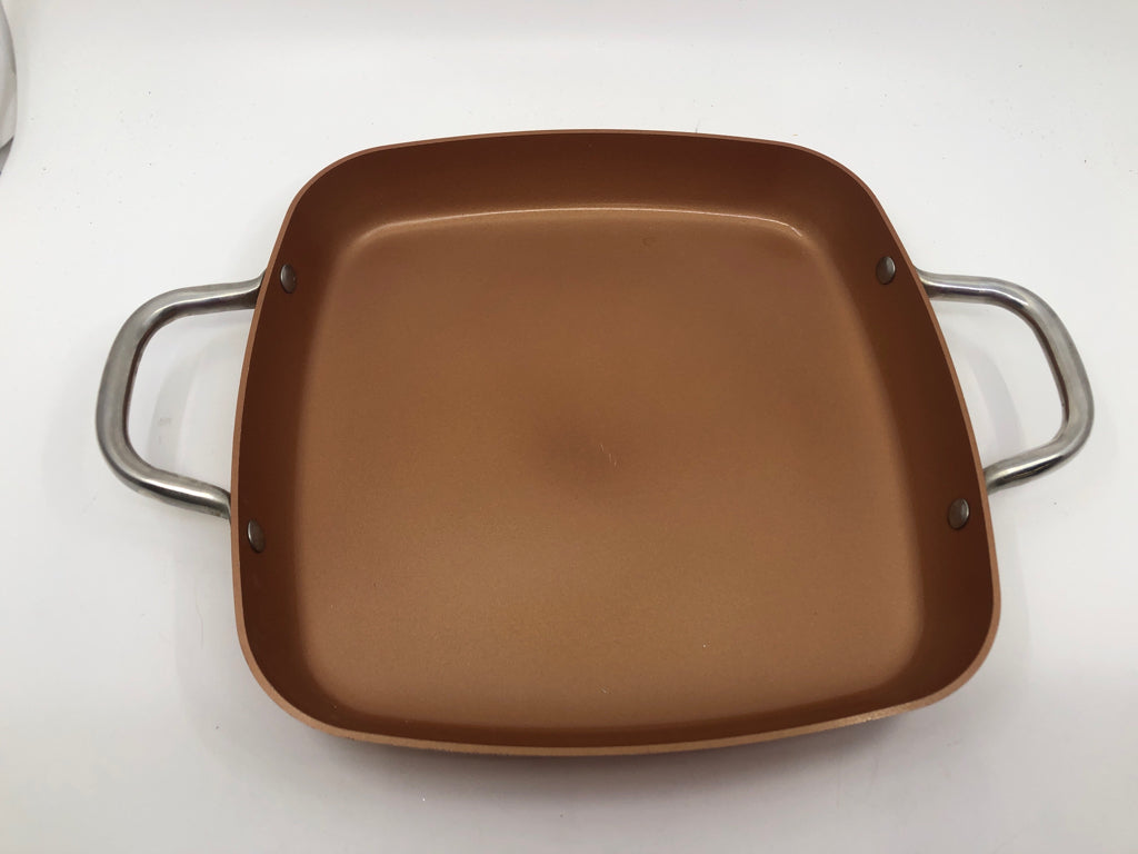 COPPER CHEF SAUCE PAN W HANDLES.