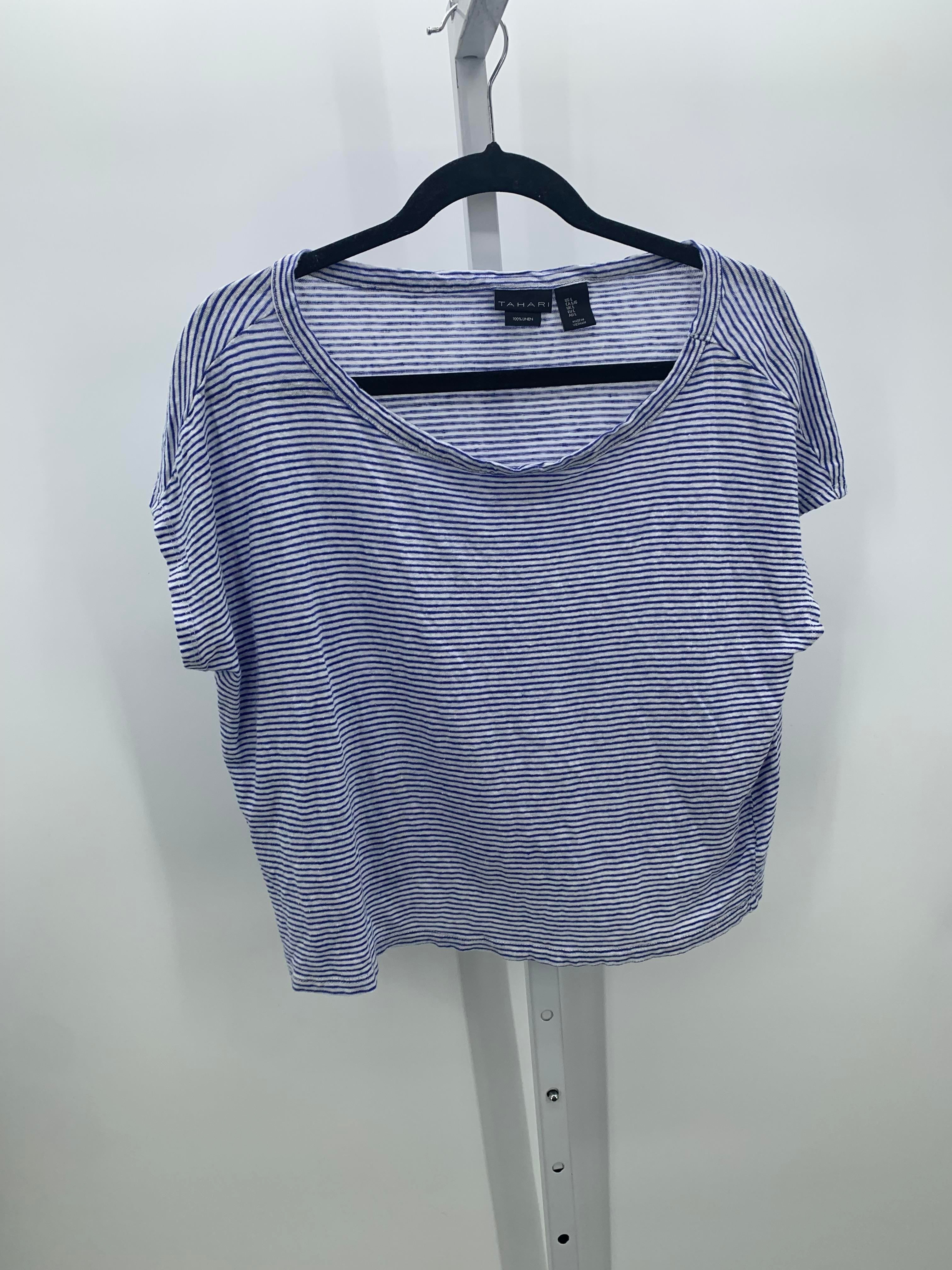 Tahari Size Large Misses Short Sleeve Shirt