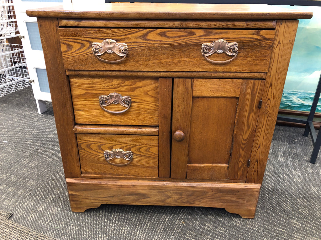 OAK WOOD SMALL CABINET- 3 DRAWER 1 CABINET.