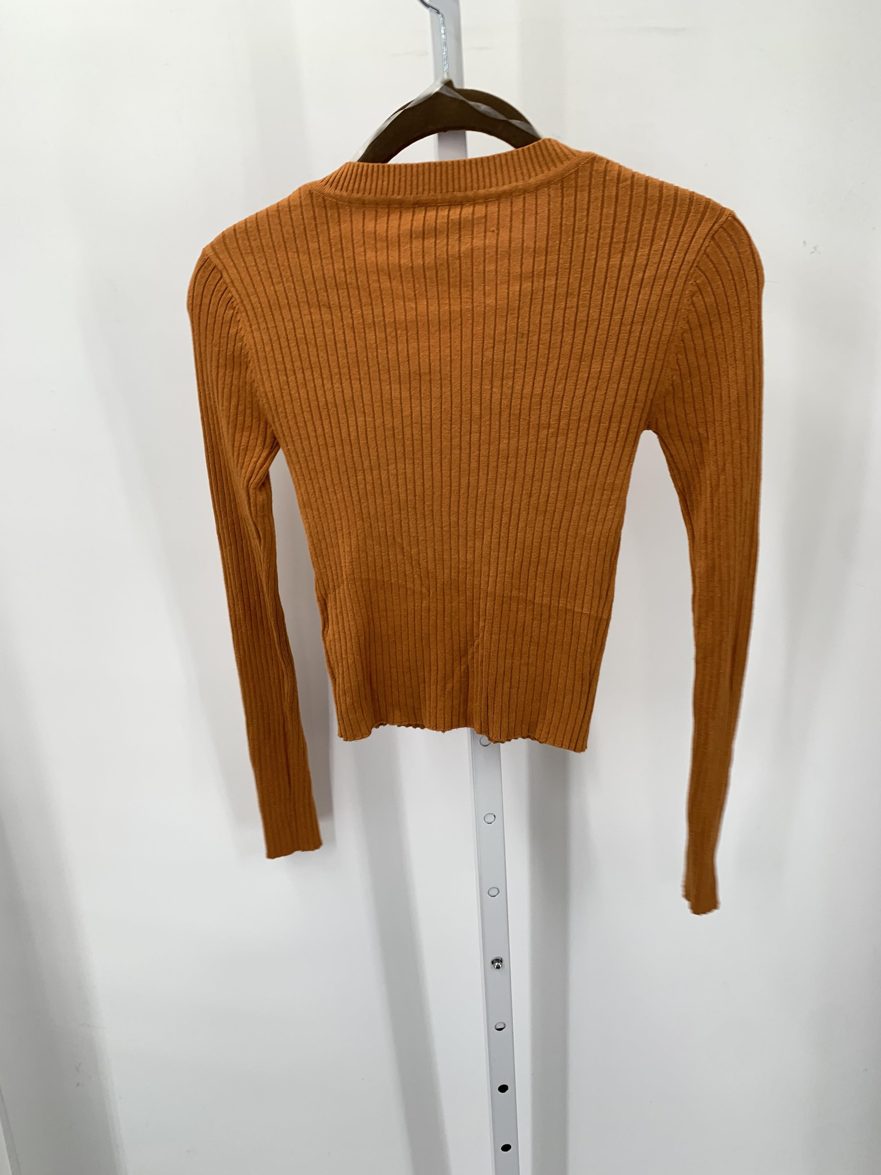 Size Small Juniors Long Sleeve Sweater