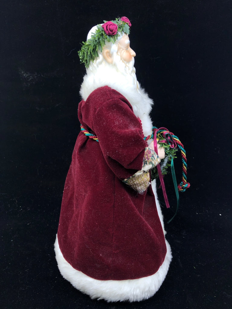 MAROON SANTA TREE TOPPER W WREATH.