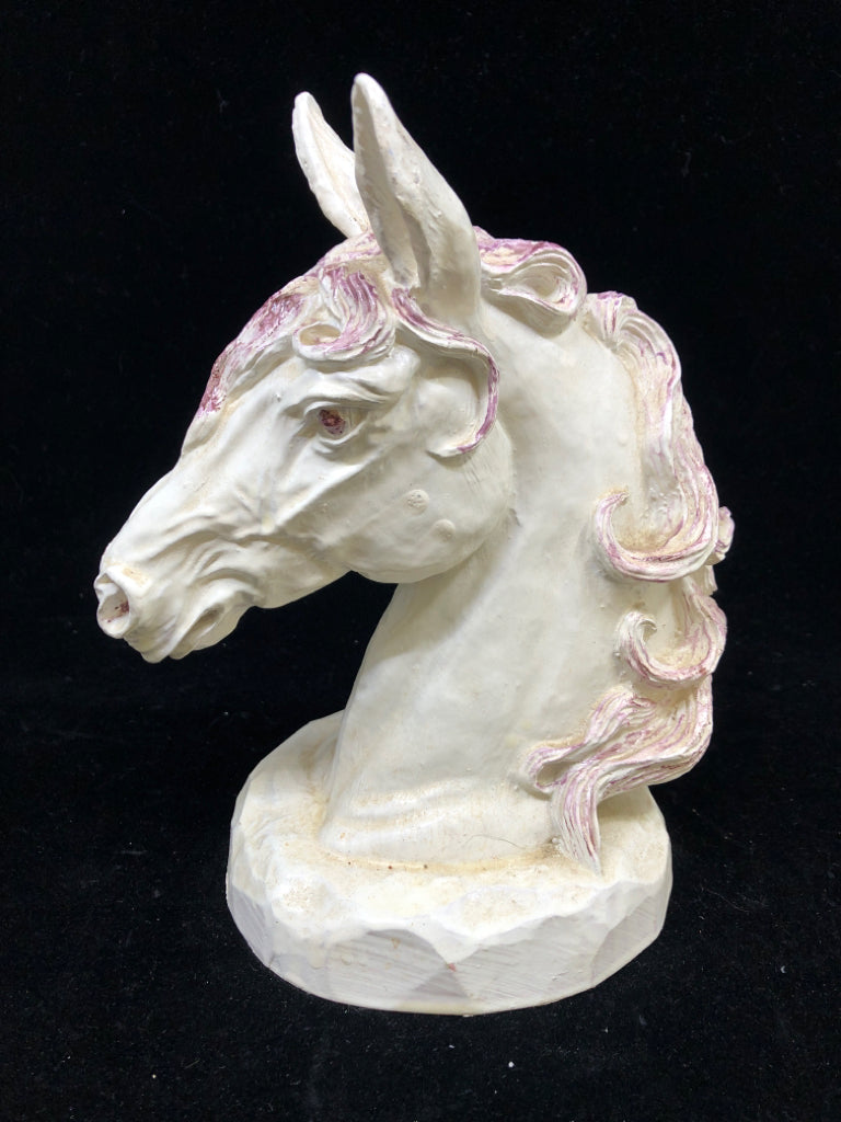 HEAVY WHITE RESIN HORSE HEAD.