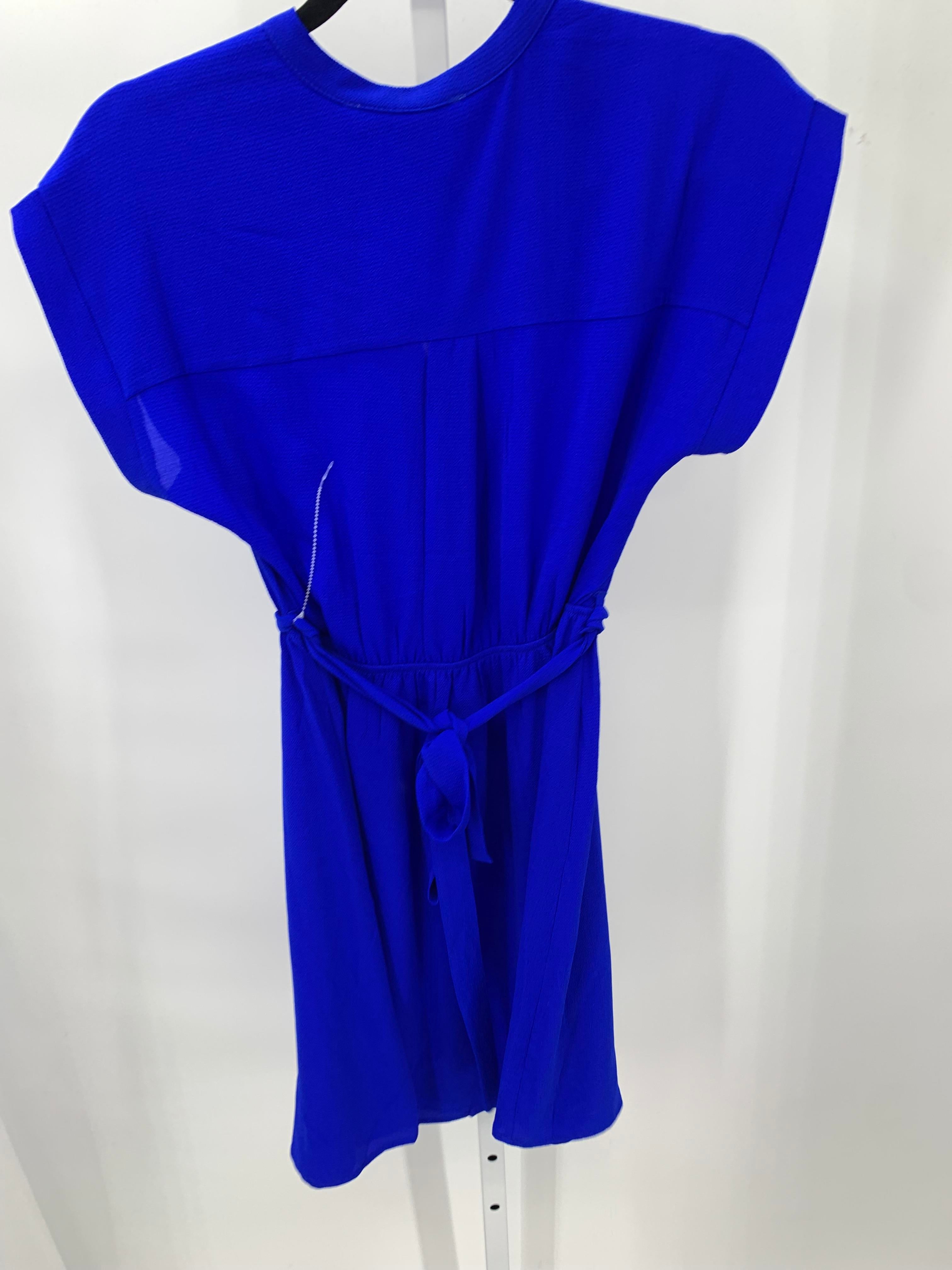 monteau Size Large Misses Short Sleeve Dress