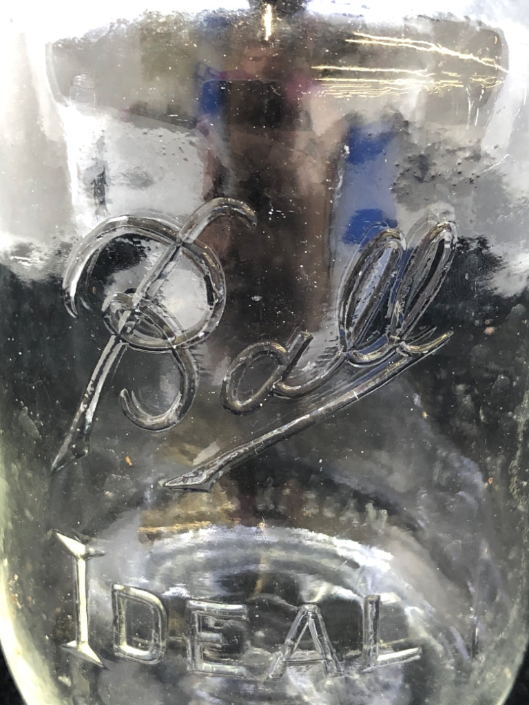 VTG BALL MASON JAR W METAL CLASP.
