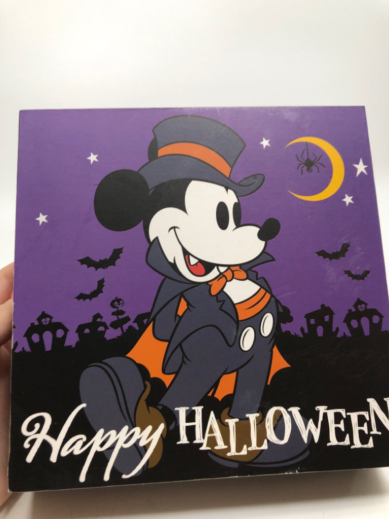 MICKEY HAPPY HALLOWEEN BLOCK SIGN.