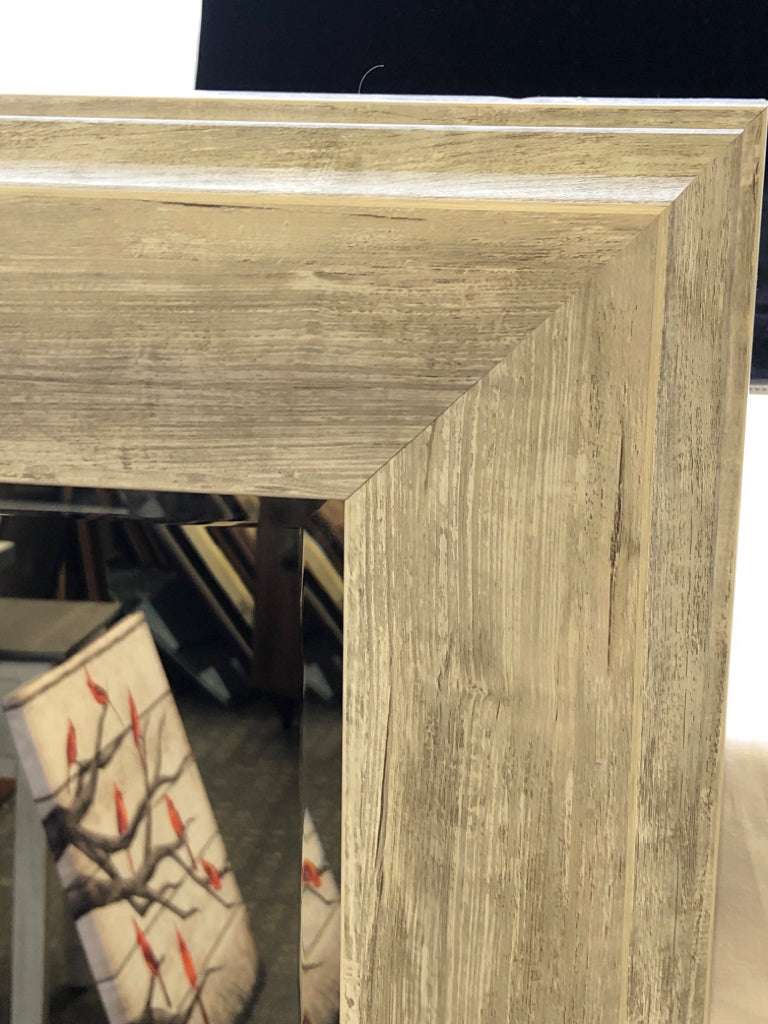 GREY/WHITE DISTRESSED FRAME LARGE MIRROR.