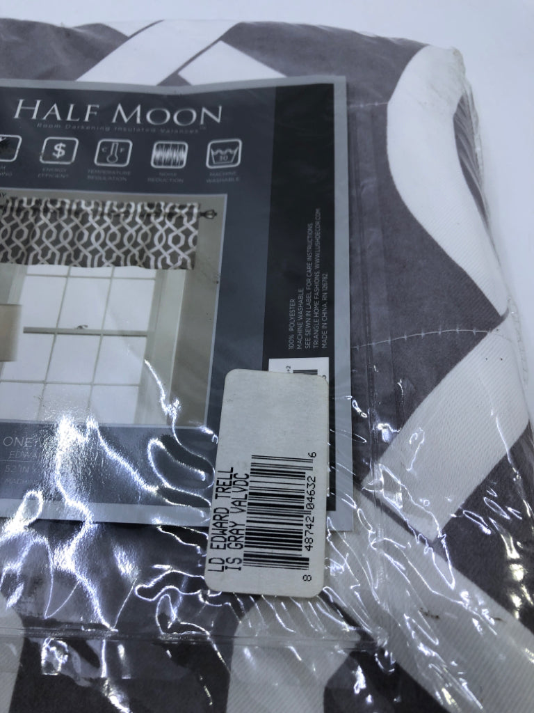 NIP HALF MOON VALANCE.