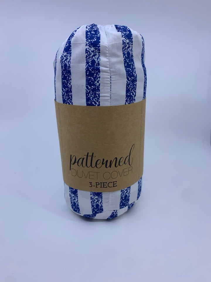 NIP FULL/QUEEN DUVET COVER- BLUE AND WHITE STRIPE.