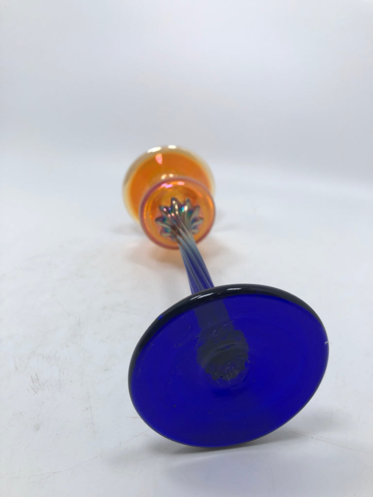ORANGE/BLUE GLASS TAPER HOLDER.