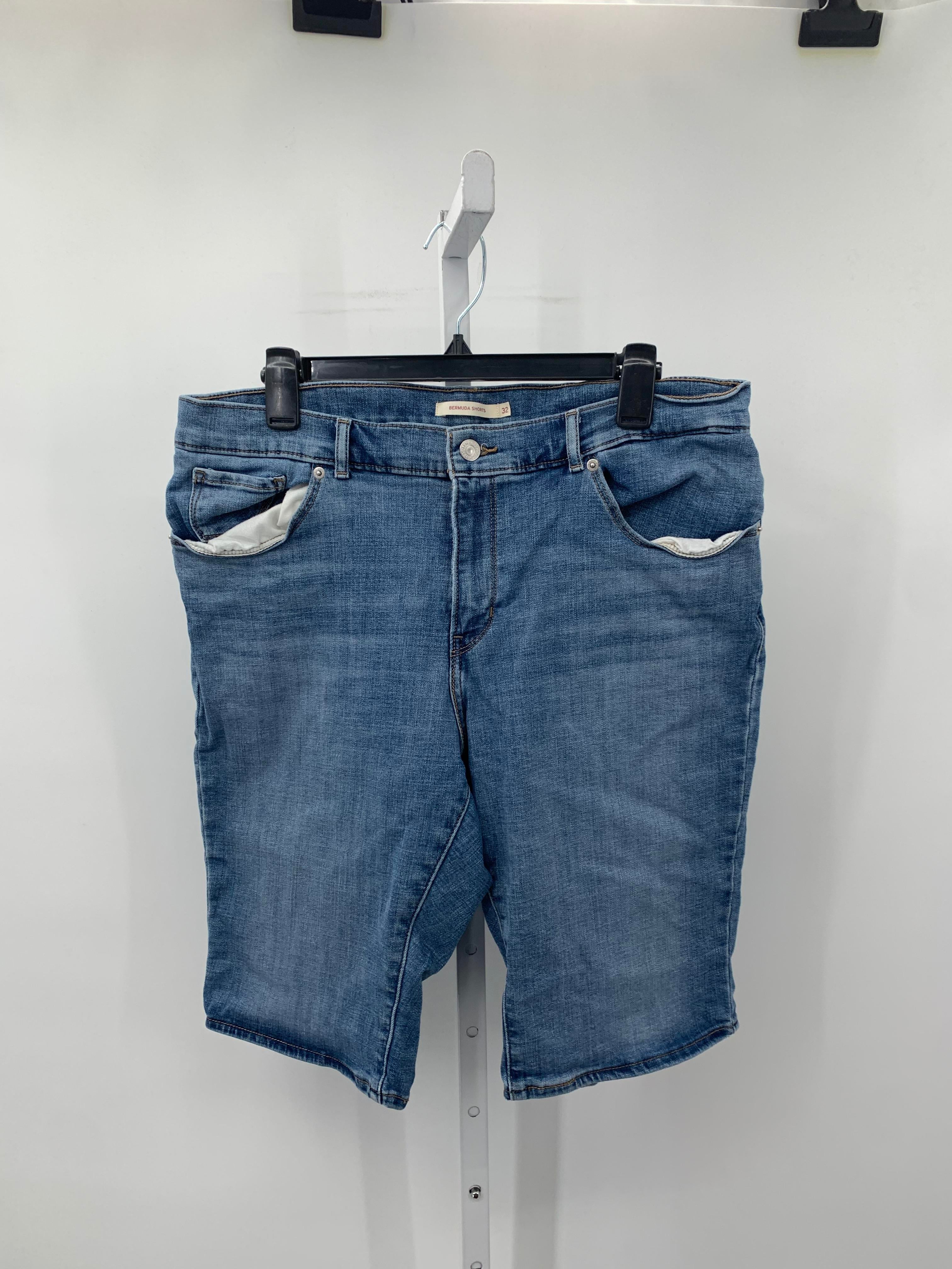 Levis Size 14 Misses Shorts