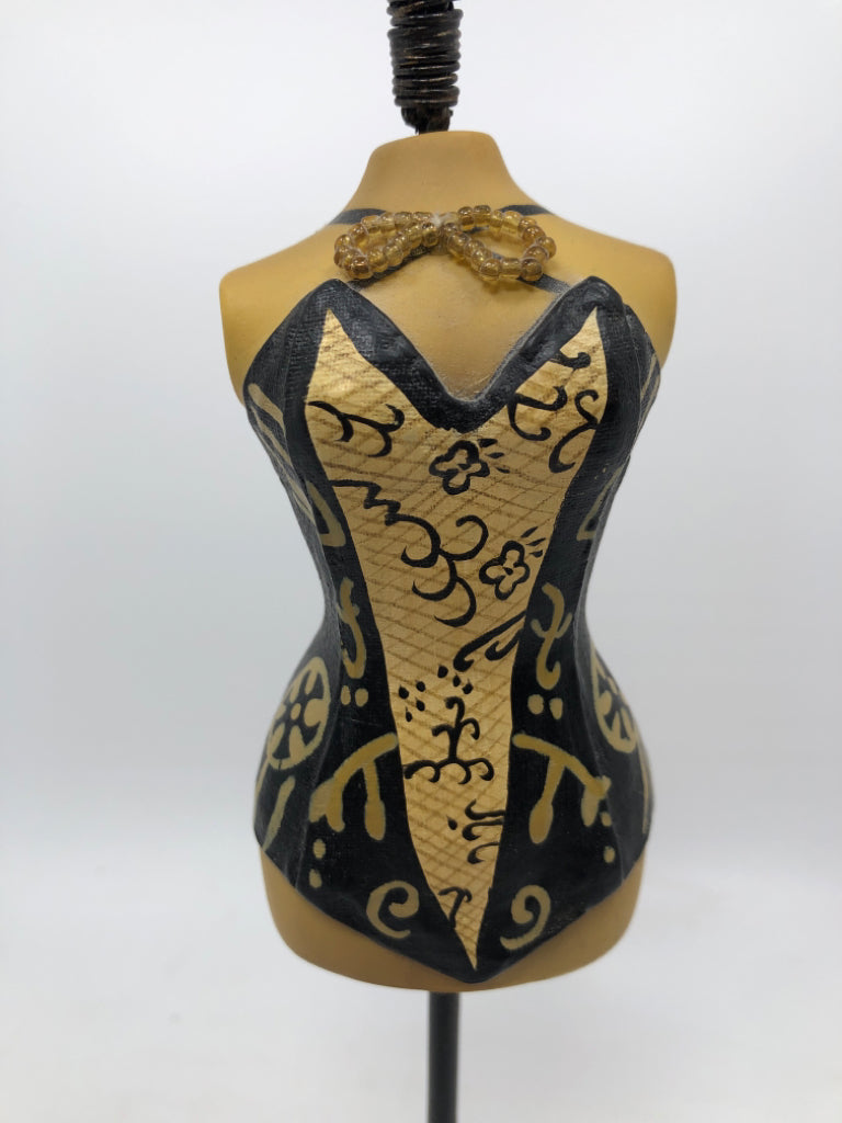 RESIN MANNEQUIN JEWELRY HOLDER W/ORNATE BASE.