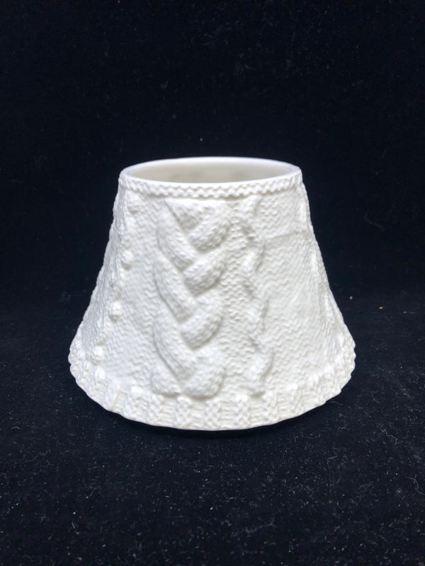YANKEE CANDLE WHITE SWEATER CANDLE SHADE.