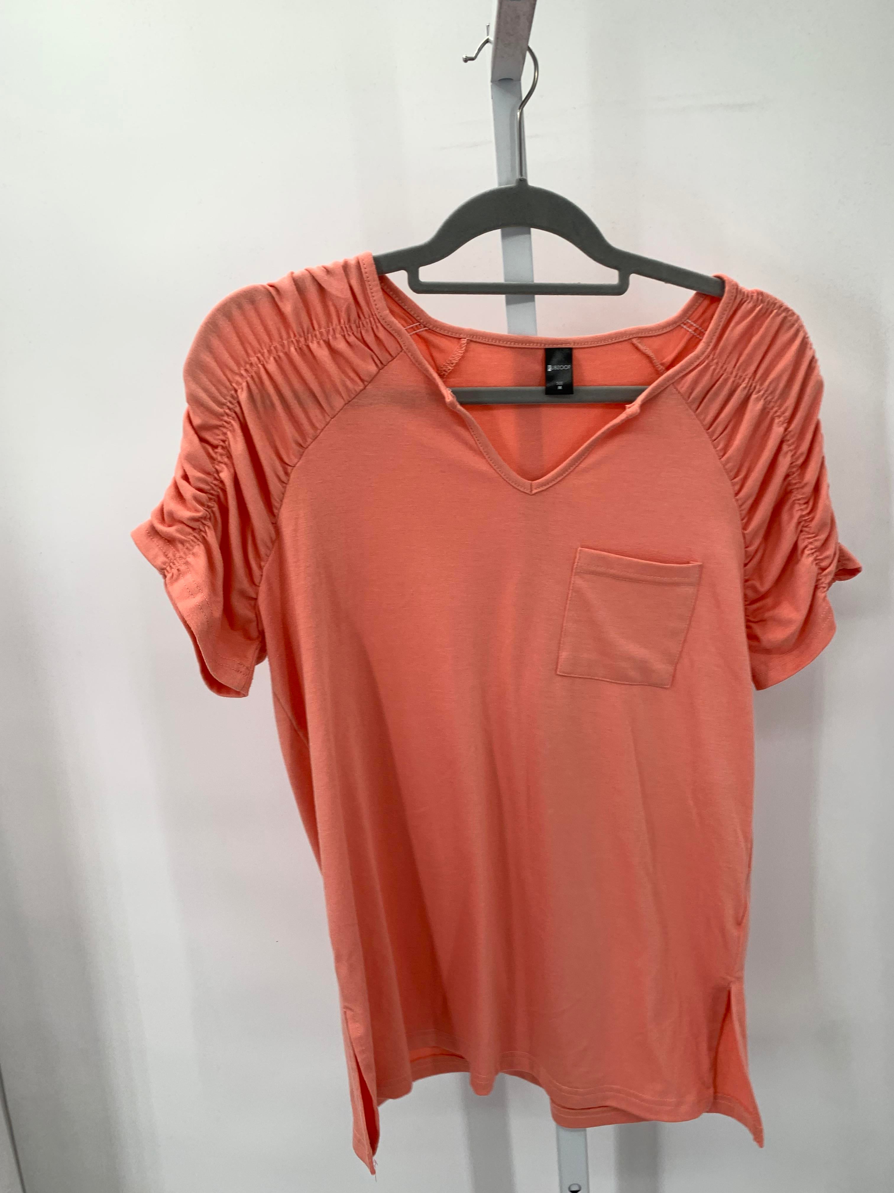 Size Medium Misses Short Sleeve Shirt