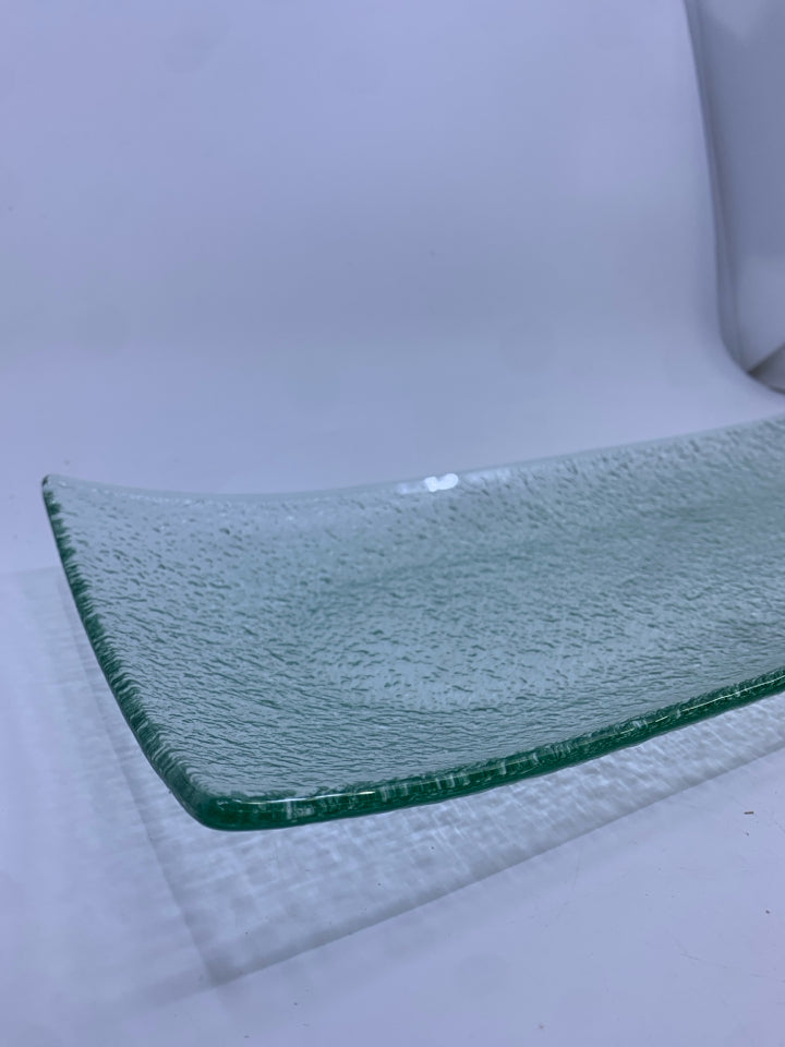CLEAR GREEN GLASS CRACKLE PLATTER.