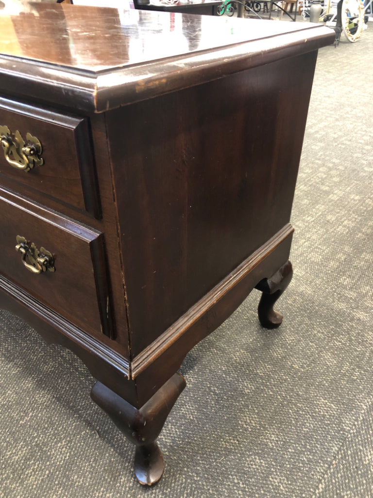 LANE DARK WOOD CHEST WITH SLOW CLOSE HINGE (NO LOCK) *MINOR SCRATCHING.