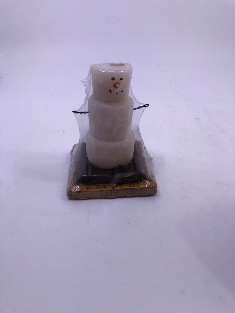 NIB SMORES CANDLE.