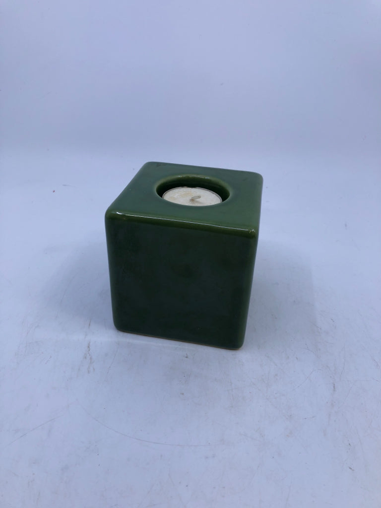 GREEN SQUARE CANDLE HOLDER W/ BIRD PRINT.