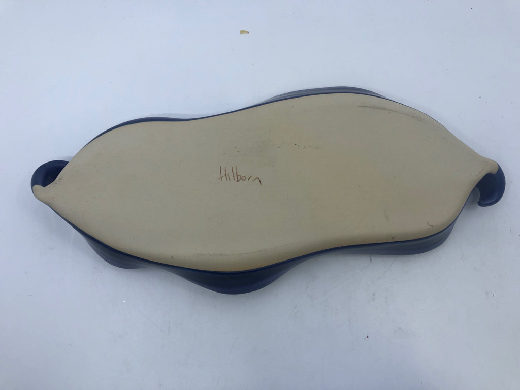 PURPLE POTTERY WAVY EDGE TRAY.