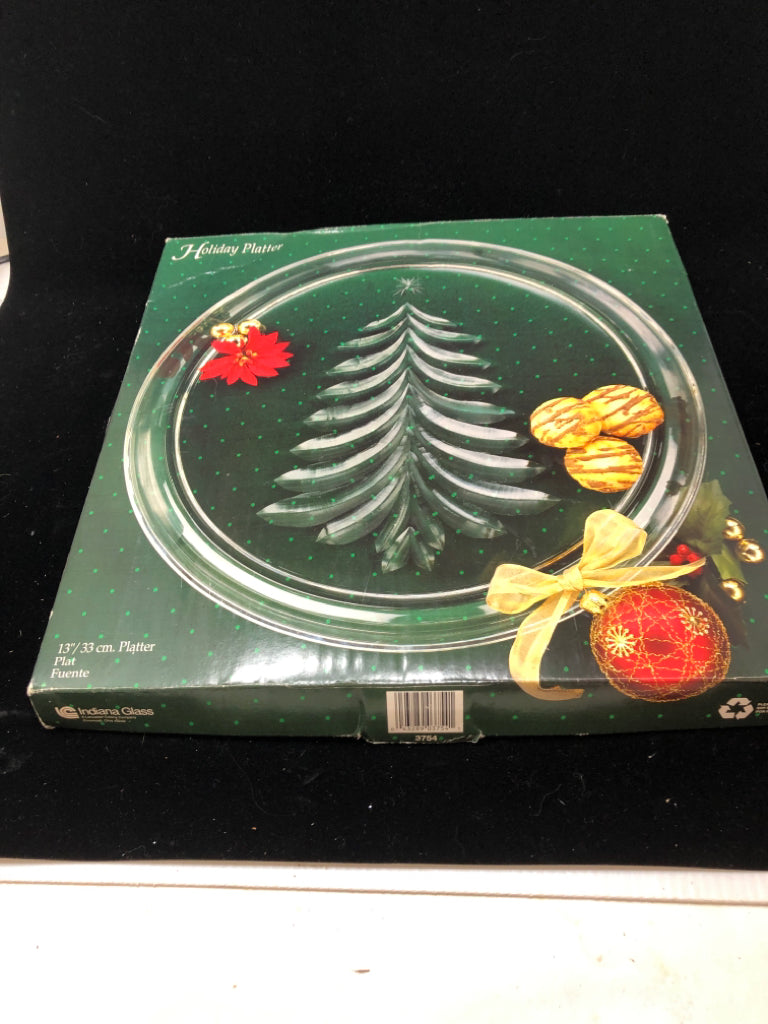 NIB GLASS TREE HOLIDAY PLATTER.