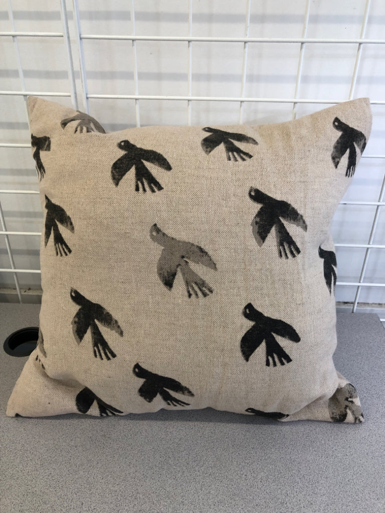 BLACK BIRDS AND BEIGE ACCENT PILLOW.