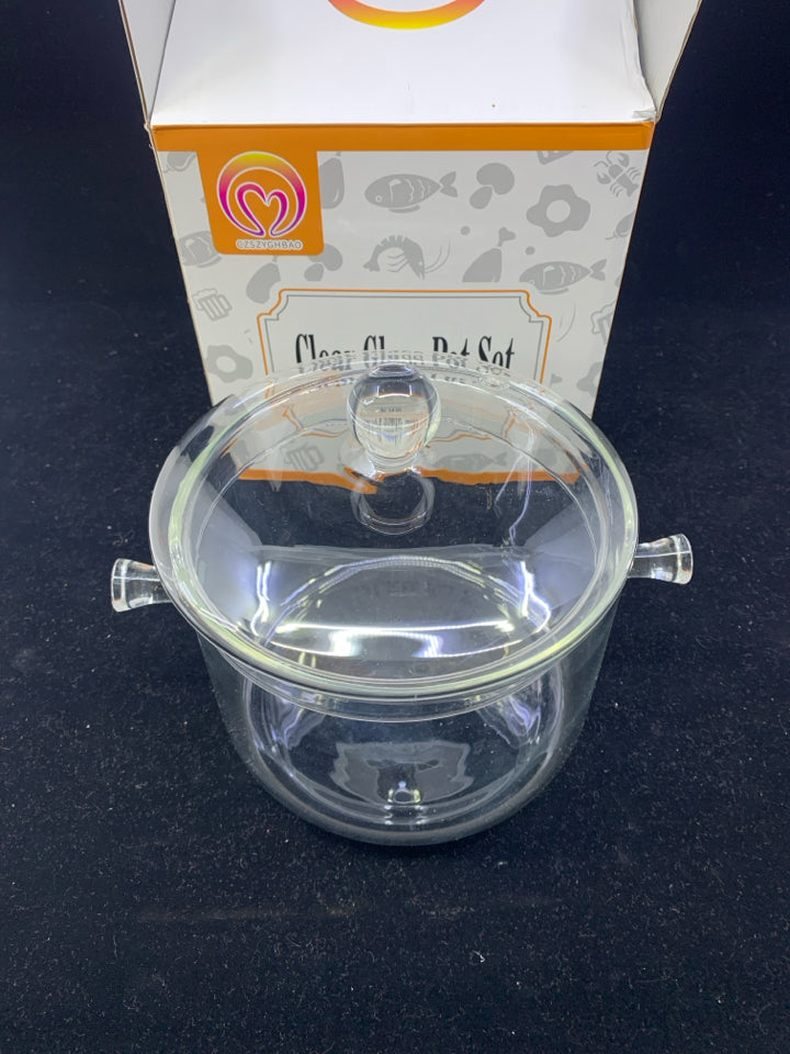 NIB CLEAR GLASS POT.