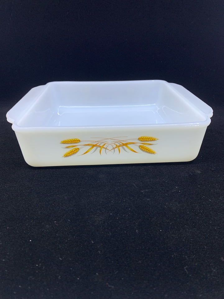 VTG WHITE SQUARE BAKING DISH W WHEAT.