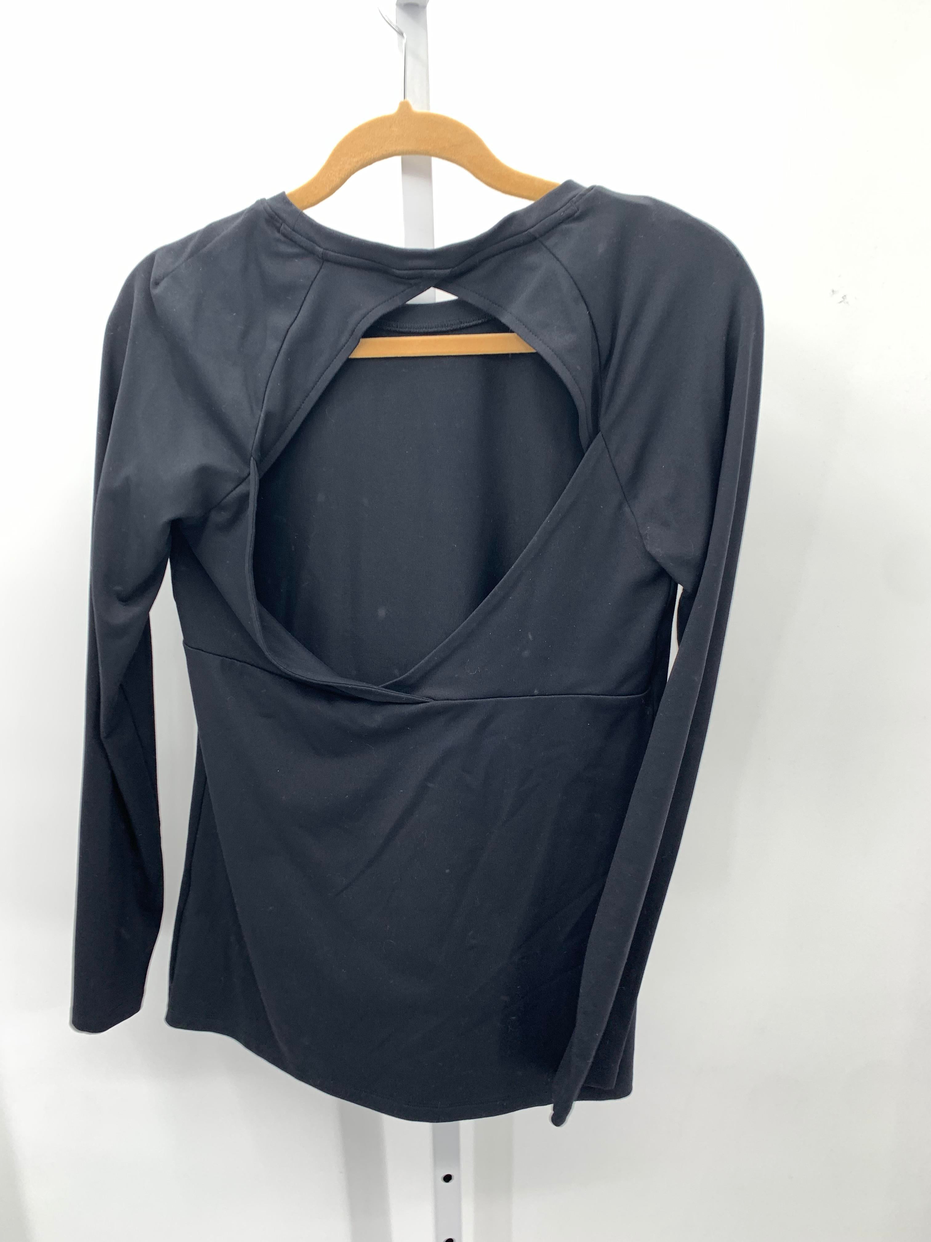 Under Armour Size Medium Misses Long Sleeve Shirt