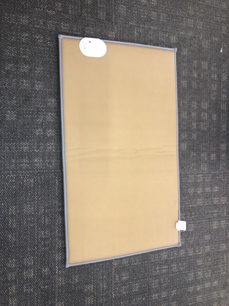 NWT THRESHOLD MEMORY FOAM RUG.