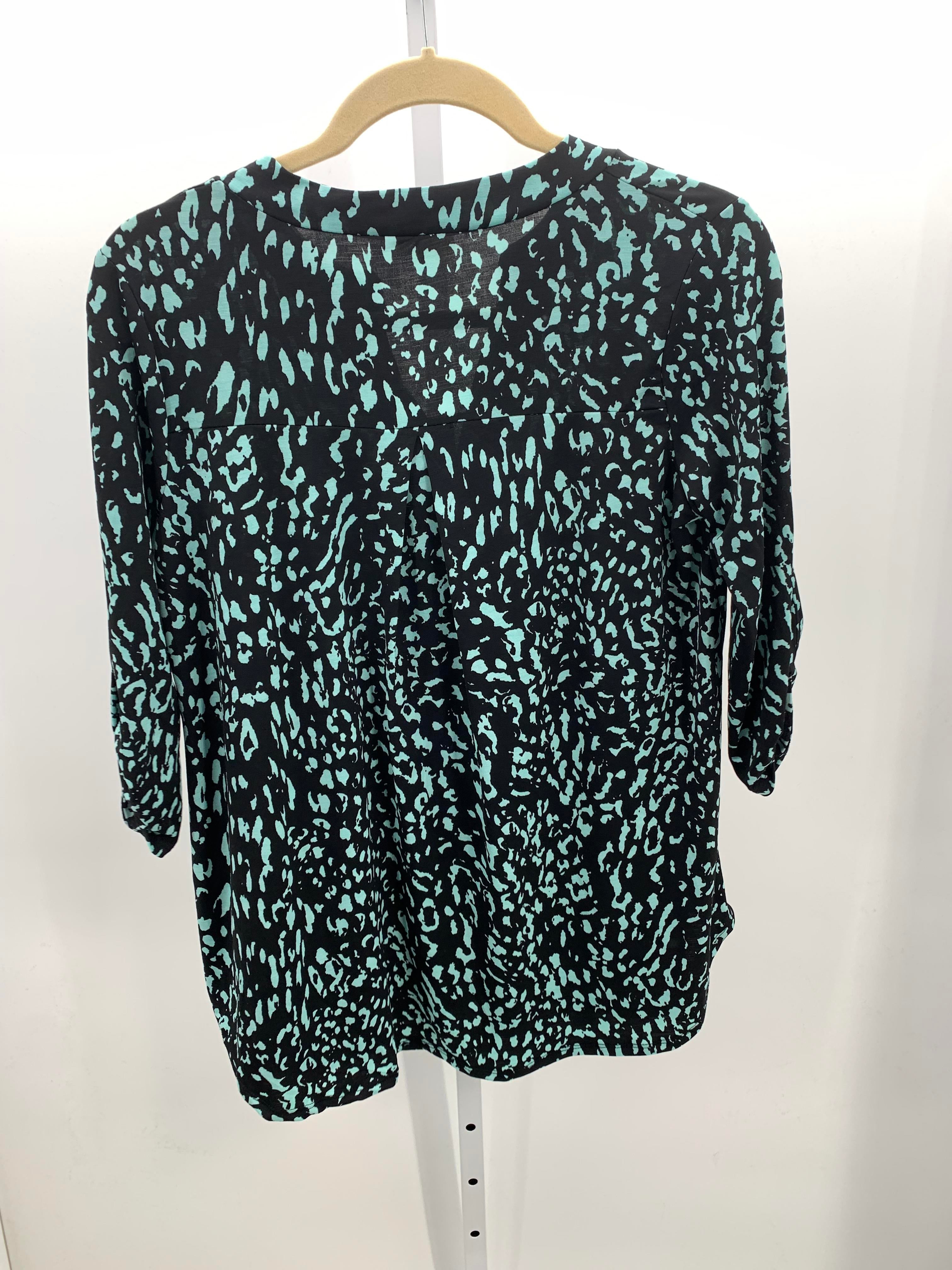 Size Small Misses 3/4 Sleeve Shirt
