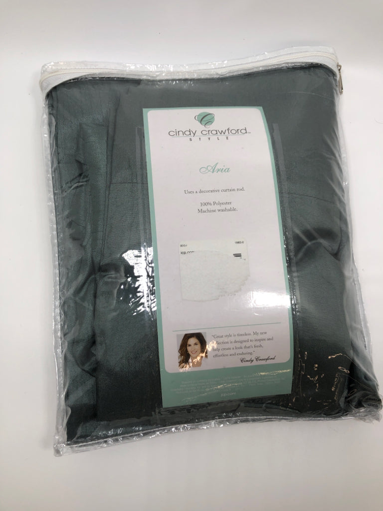 NIP SAGE CURTAIN PANEL.