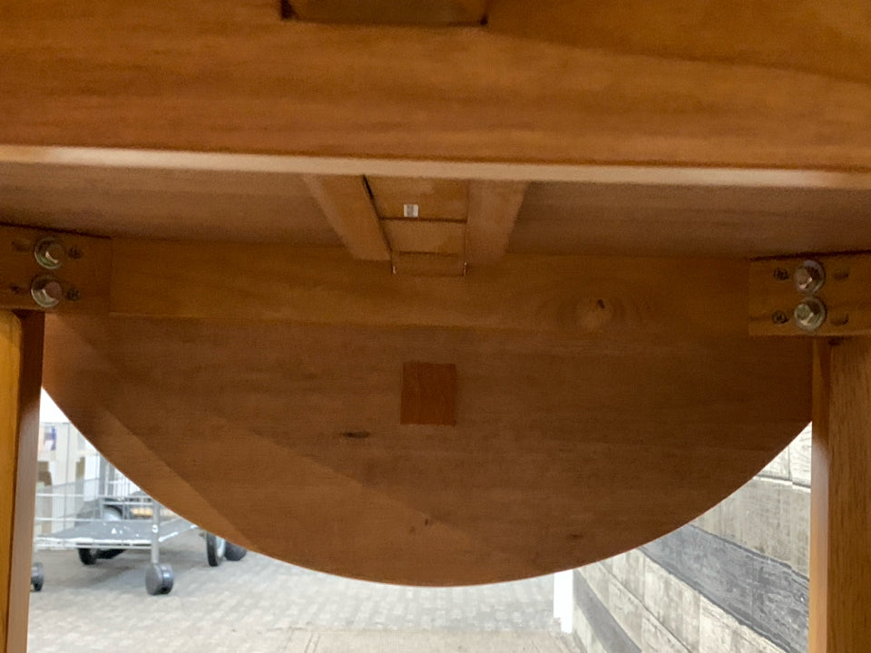 LT WOOD DROP SIDE TABLE.