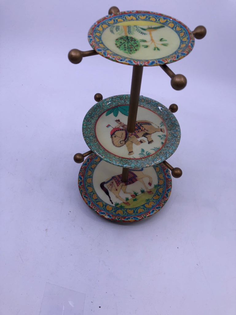 3 TIER METAL ELEPHANT DISH.
